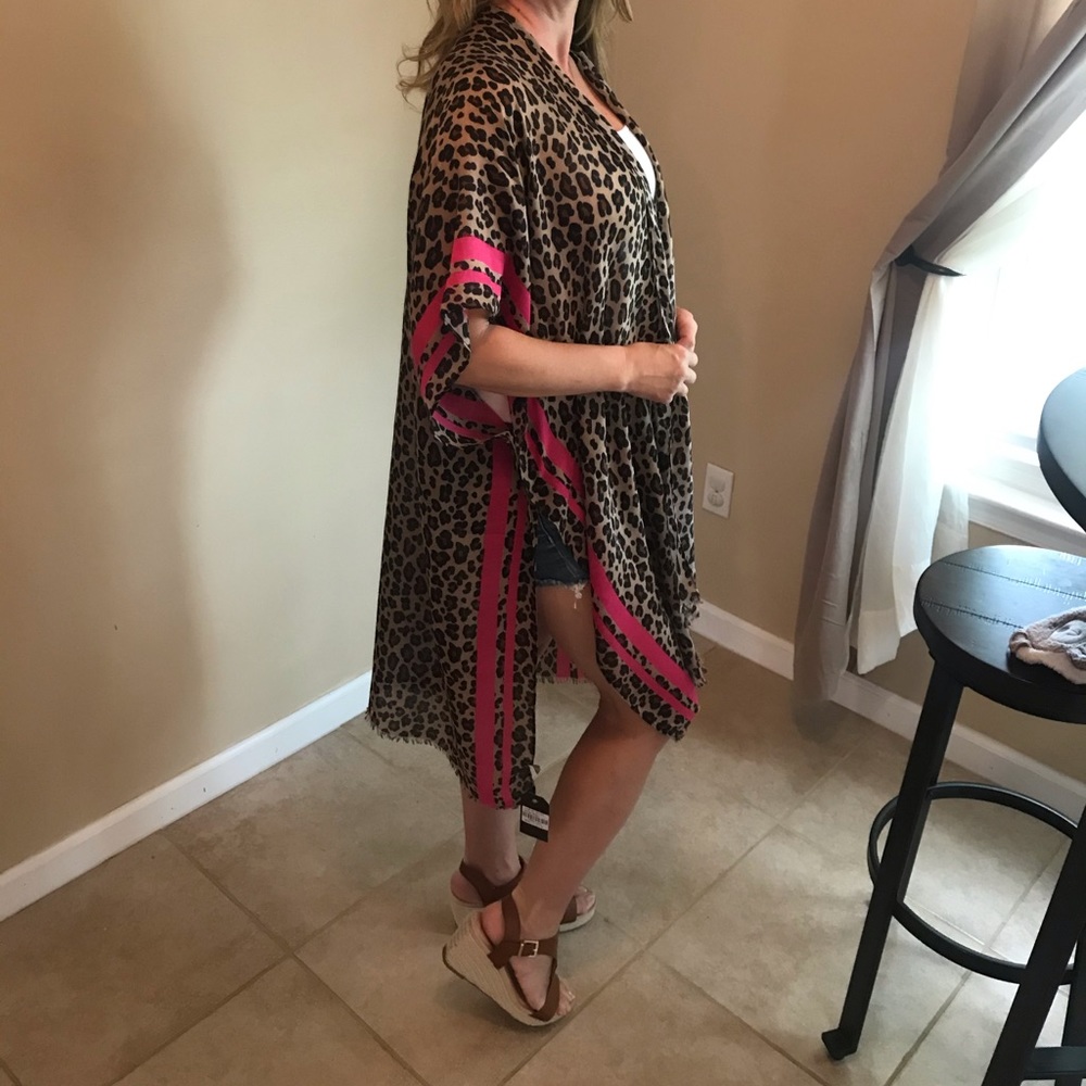 Kimono - Picture 3 of 3